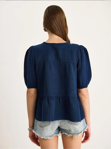 Camicia da donna di Bianco Lucci in blu