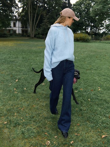 ÉVOIR by Alena Gerber Wide Leg Jeans in Blau