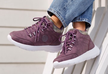 LASCANA High-Top Sneakers in Purple: front