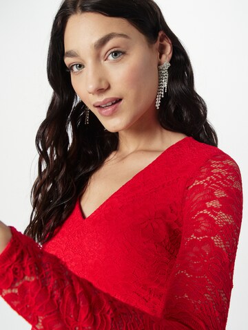 WAL G. Φόρεμα κοκτέιλ 'MENA' σε κόκκινο