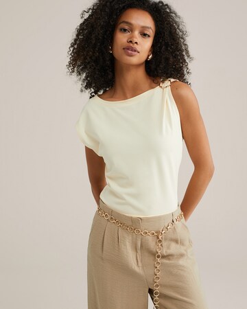 WE Fashion Top in Yellow: front