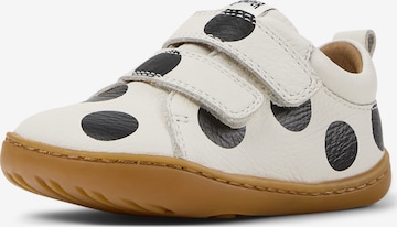Baskets 'Peu Cami' CAMPER en blanc : devant