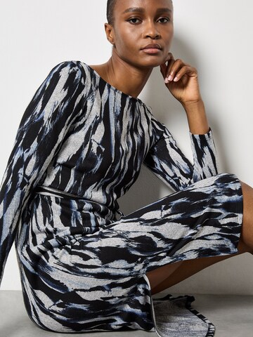 Robe ' ' Apricot en bleu