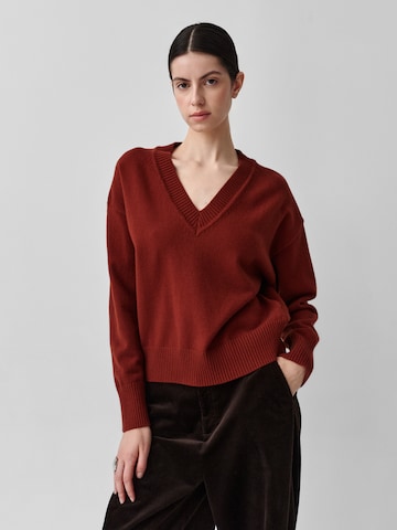 TATUUM Sweater 'Elnerka' in Red: front