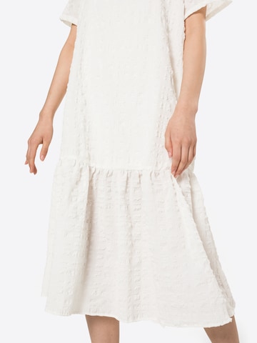 Robe 'Soffia' JUST FEMALE en blanc