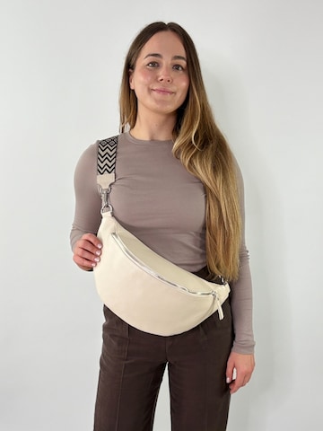 lePelou Fanny Pack 'PELLEGRINA' in Beige