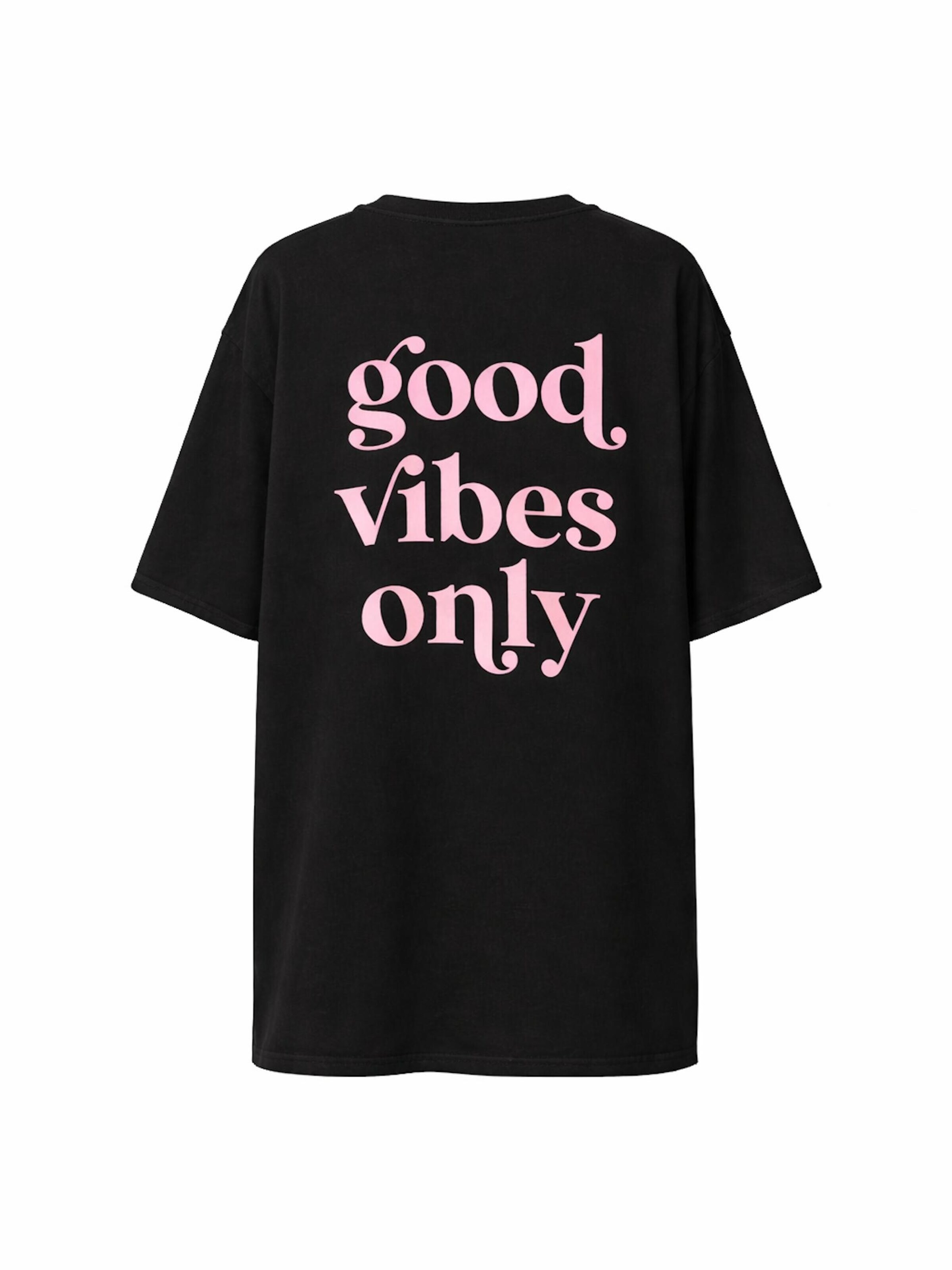 Worldclassca Oversizeshirt 'Oversize T-Shirt'‌‌‌ in Schwarz: Vorderseite