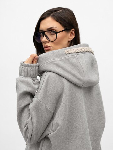 mandragora Sweatshirt 'Sento' in Grey