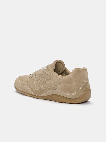 Sneaker bassa di Pull&Bear in marrone