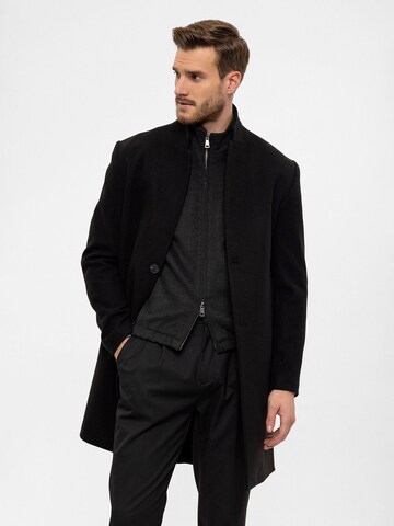 Antioch Between-seasons coat in Black