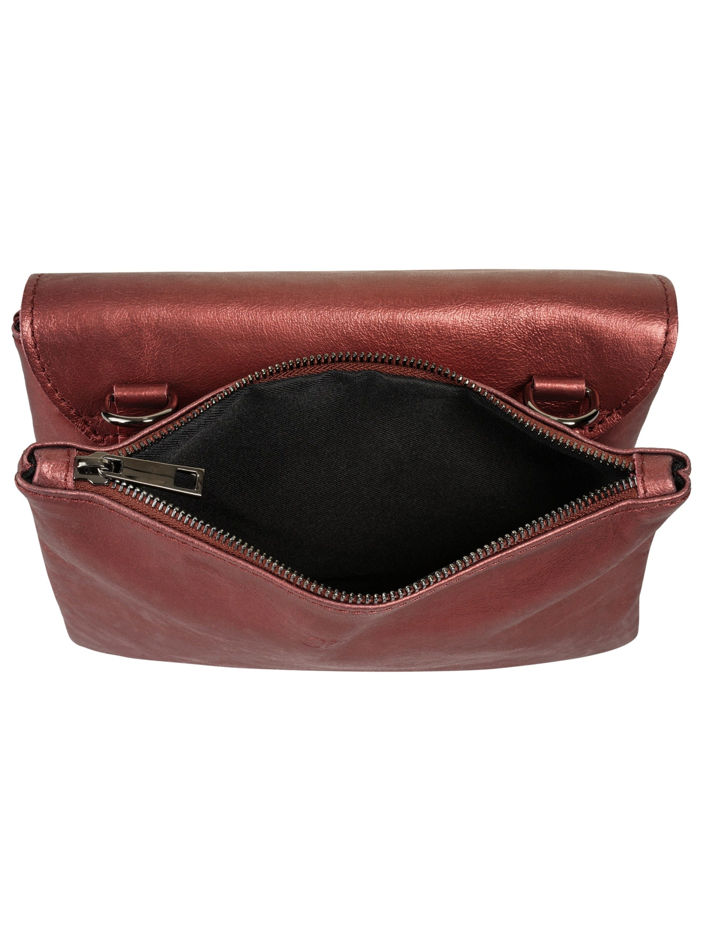 Cluty Crossbody Bag in Red