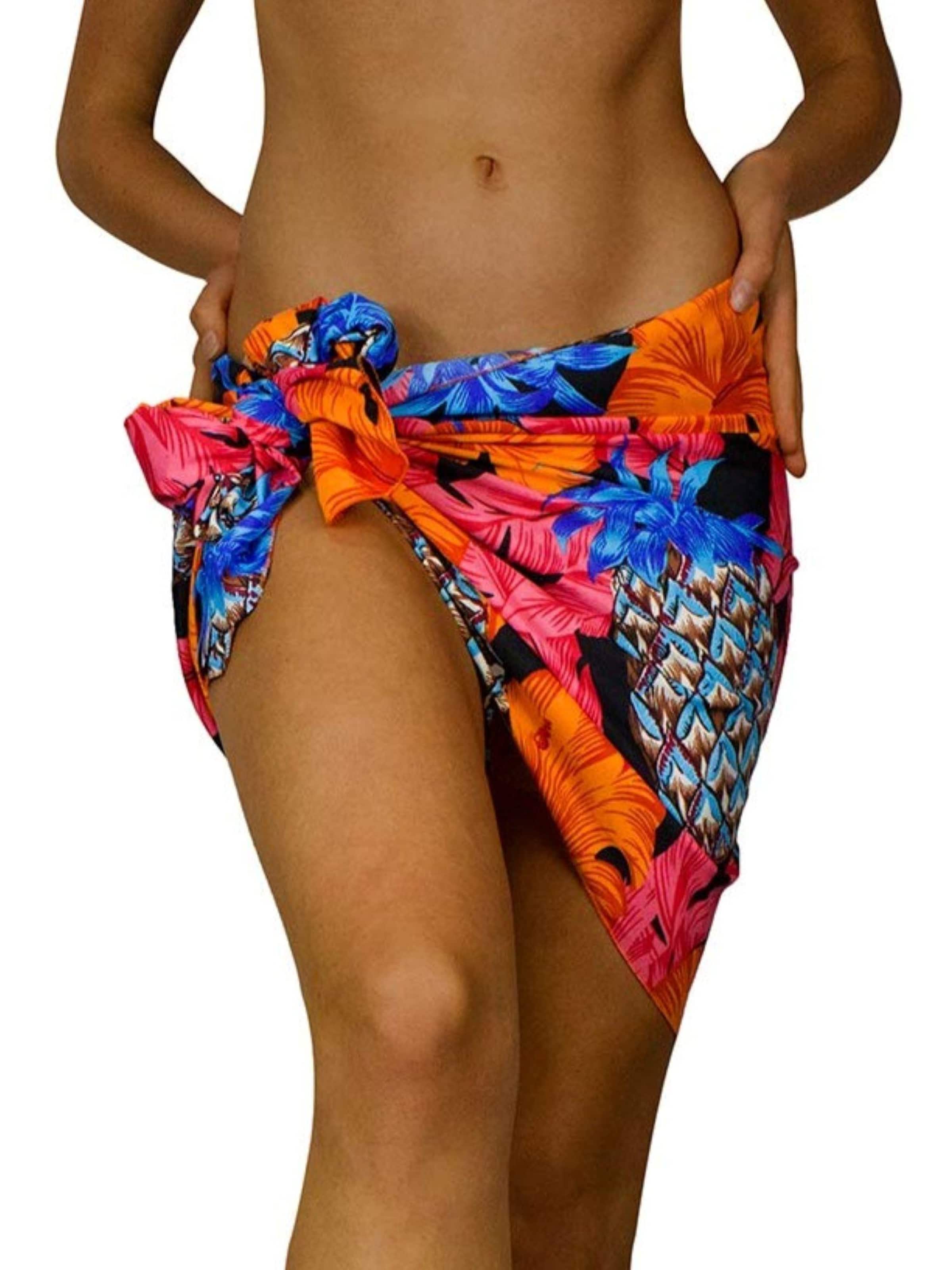 King Kameha Wrap 'Pineapple Hibiscus' in Red: front