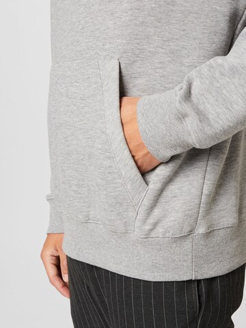 BURTON MENSWEAR LONDON Sweatshirt in Grau