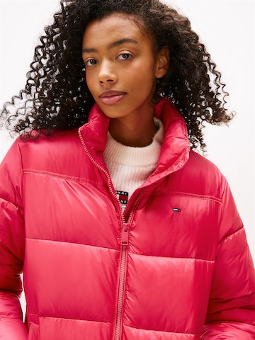 Tommy Jeans Between-season jacket 'ESS' in Red