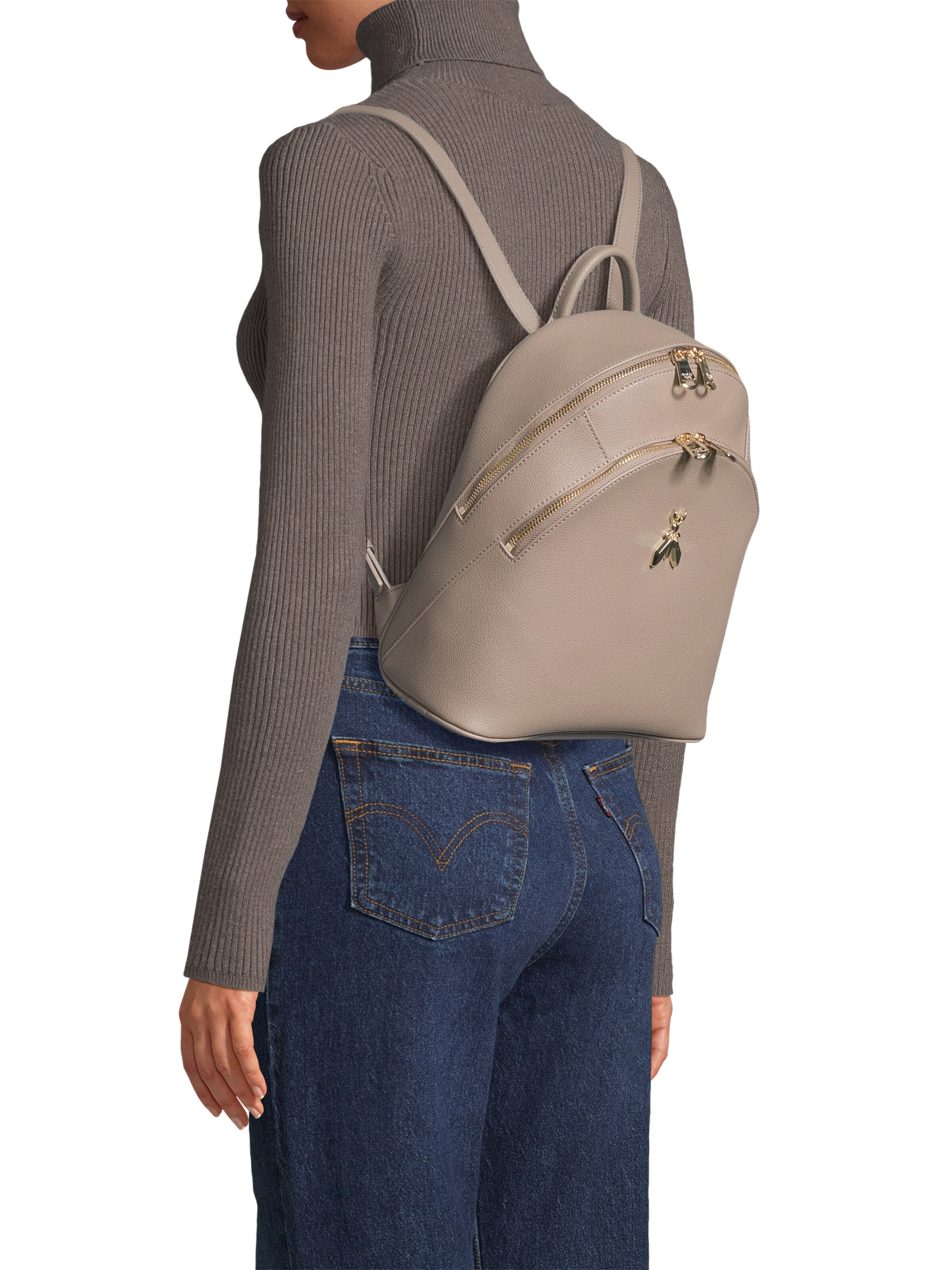 PATRIZIA PEPE Раница 'Fly City' в кафяво