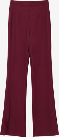 Bershka Flared Pants in Red: front