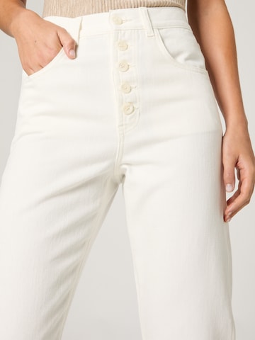 Guido Maria Kretschmer Women Regular Jeans 'Mieke' in White