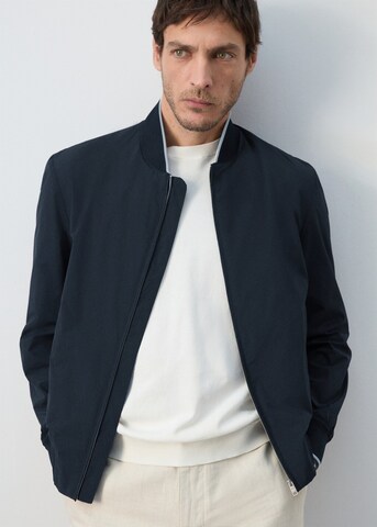 Geacă de primăvară-toamnă 'Eros' de la MANGO MAN pe albastru