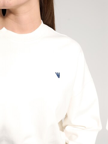 NOWIHT Sweatshirt 'Eulalie' in Wit