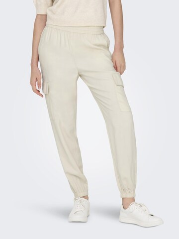 Tapered Pantaloni cargo 'Aris' di ONLY in beige: frontale