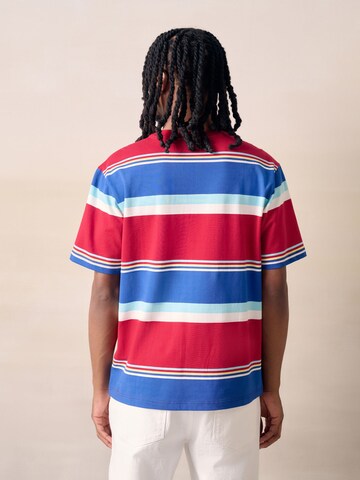 T-Shirt Next en rouge