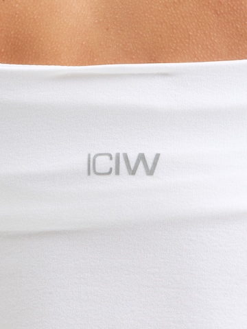 ICANIWILL Sportovní top 'Smooth' – bílá