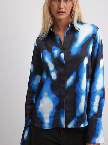 NA-KD Blouse in Zwart: voorkant