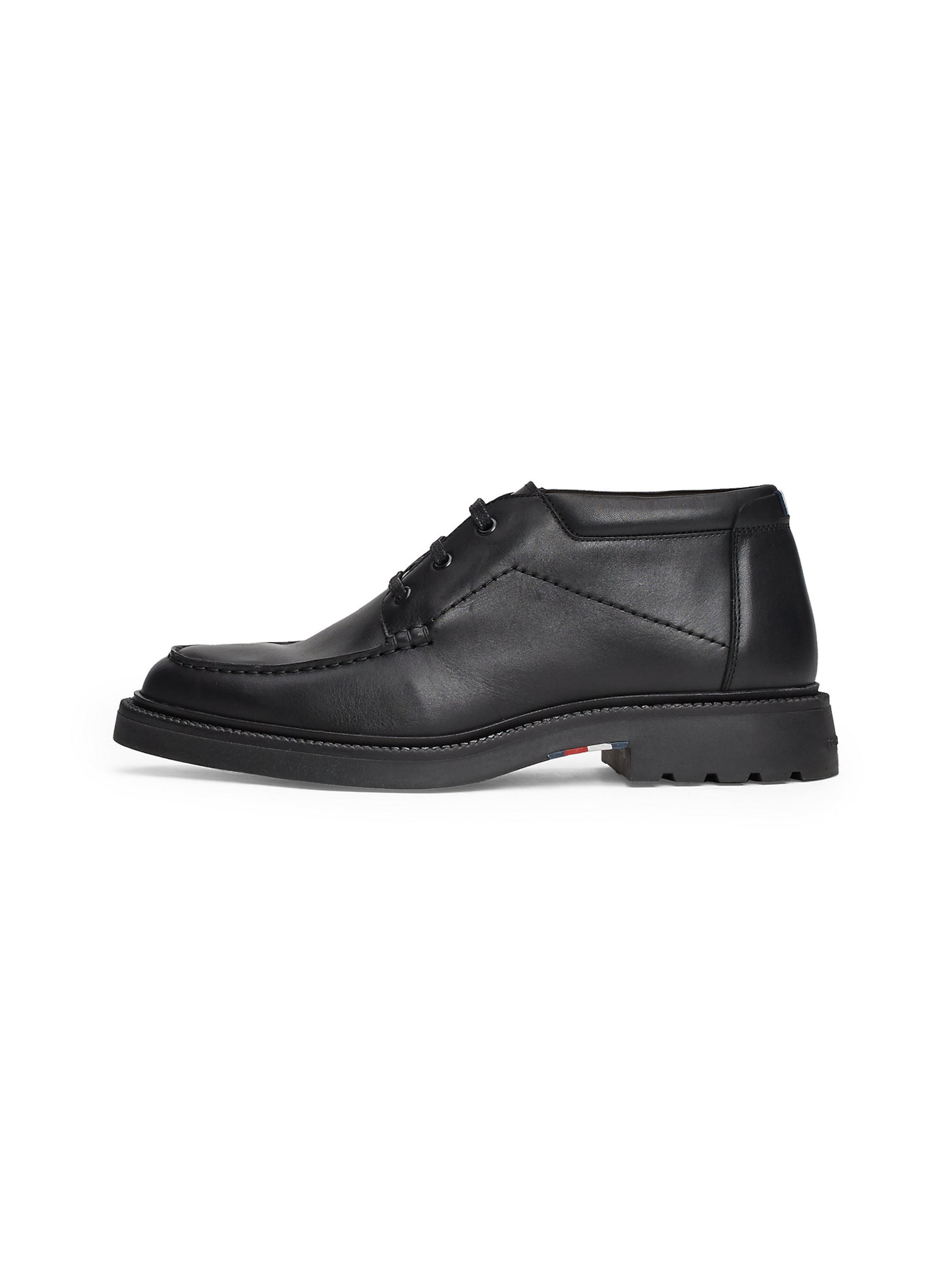 TOMMY HILFIGER Chukka Boots in Black ABOUT YOU