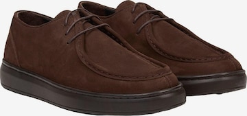 Desa - Zapatillas 'DESA Herren-Schnürschuhe aus Nubukleder für den Alltag' en marrón: frente