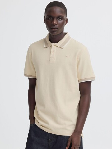 BLEND Pique Poloshirt mit Kontraststreifen in Beige: Vorderseite