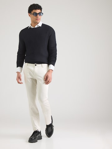 ARMANI EXCHANGE Úzky strih Chino nohavice - Béžová