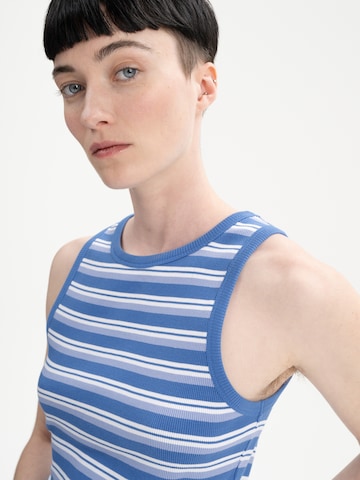 Top in maglia 'DRISNA' di MELA in blu