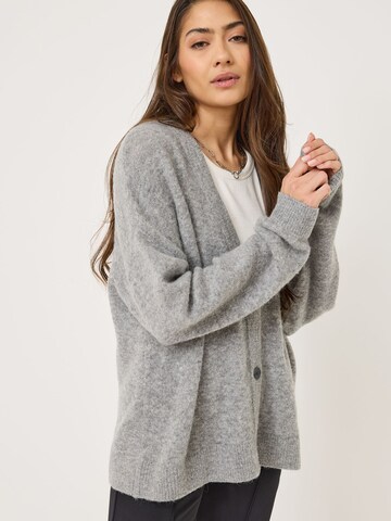 Tamaris Knit Cardigan in Grey: front