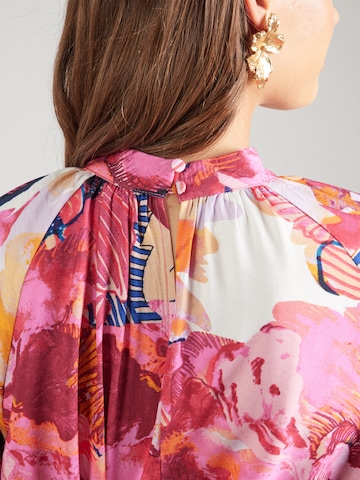 Robe 'YASDELPHI' YAS en rose