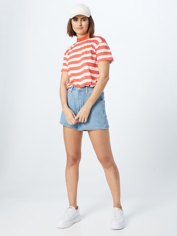 LEVI'S ® Štandardný strih Džínsy 'High Waisted Mom Short' - Modrá