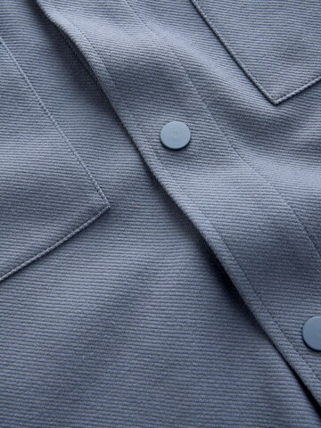 zils Next Starpsezonu jaka