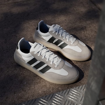 ADIDAS SPORTSWEAR Σνίκερ χαμηλό 'Barreda Decode' σε λευκό