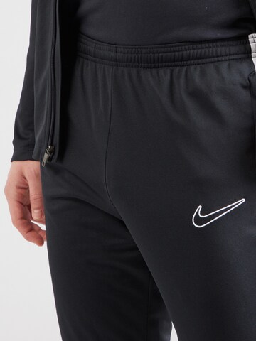NIKE Тренировочный костюм 'Academy25' в Черный