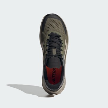 Chaussure basse 'Soulstride Flow' ADIDAS TERREX en gris