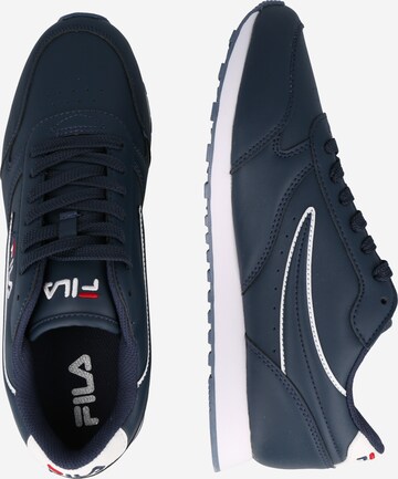 Baskets basses 'Orbit' FILA en bleu