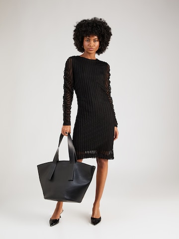 Rochie 'Solveig' de la SOAKED IN LUXURY pe negru