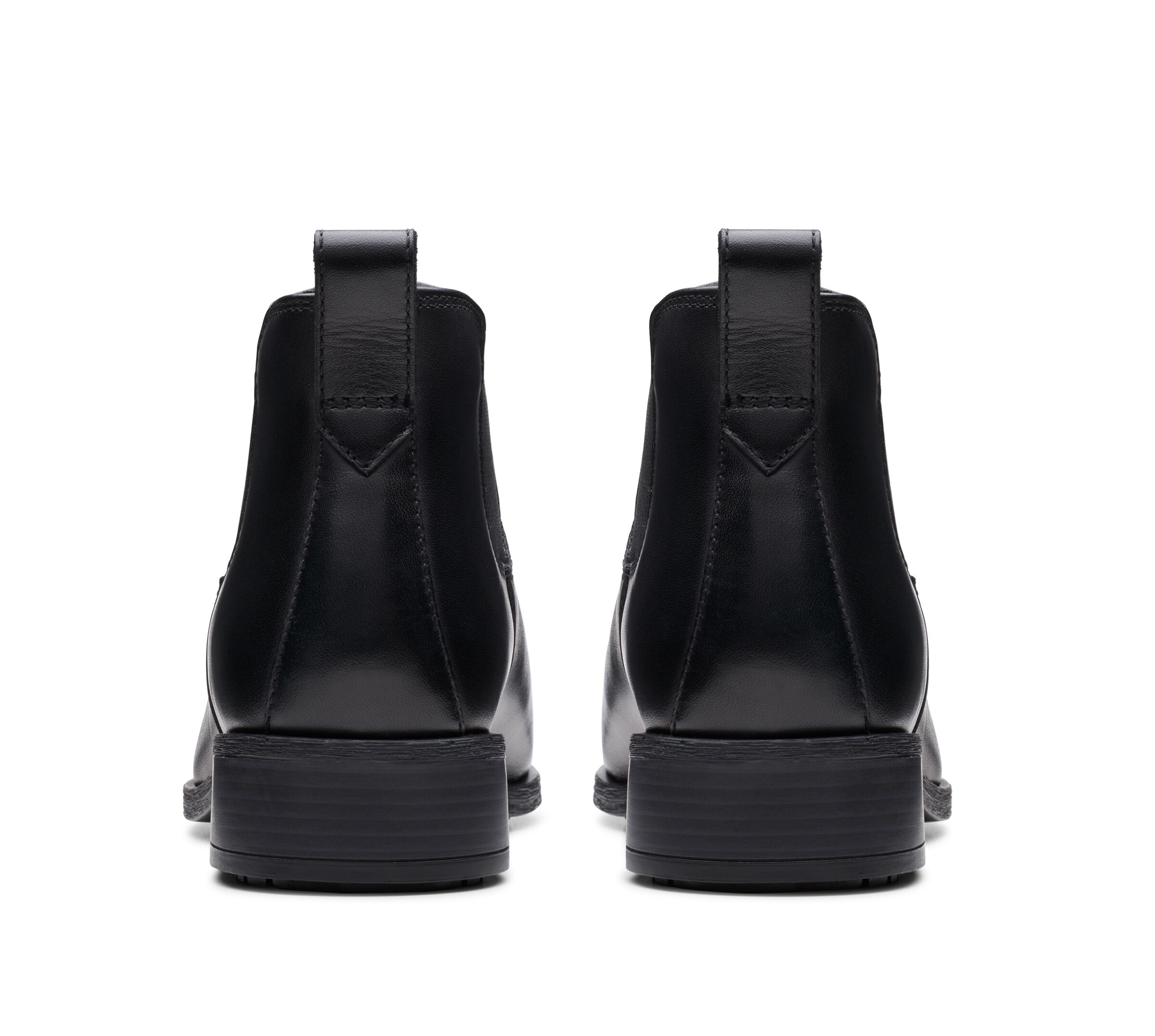 CLARKS Chelsea Boots in Black