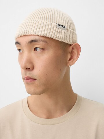 Bershka Muts in Beige