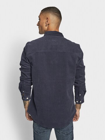 Redefined Rebel - Ajuste regular Camisa 'Park' en azul