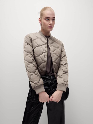 Marks & Spencer Between-season jacket in Beige: front