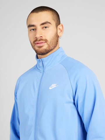 Nike Sportswear Strój do biegania w kolorze niebieski