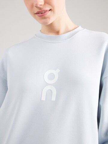On Sweatshirt 'Club' in Blau
