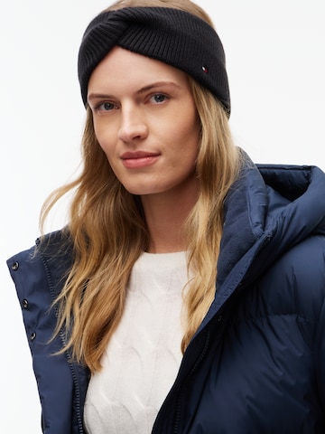 TOMMY HILFIGER Pannband i svart: framsida
