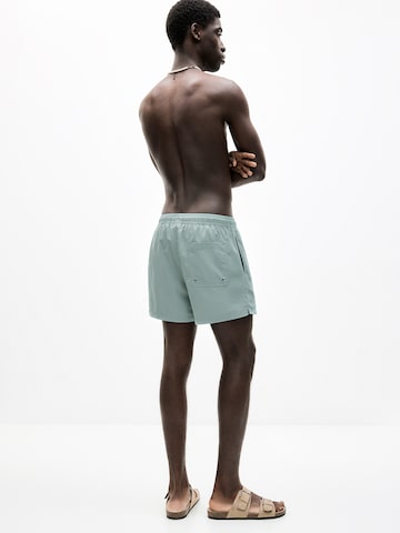 Pull&Bear Plavecké šortky – zelená