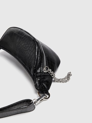 Pull&Bear Gürteltasche in Schwarz